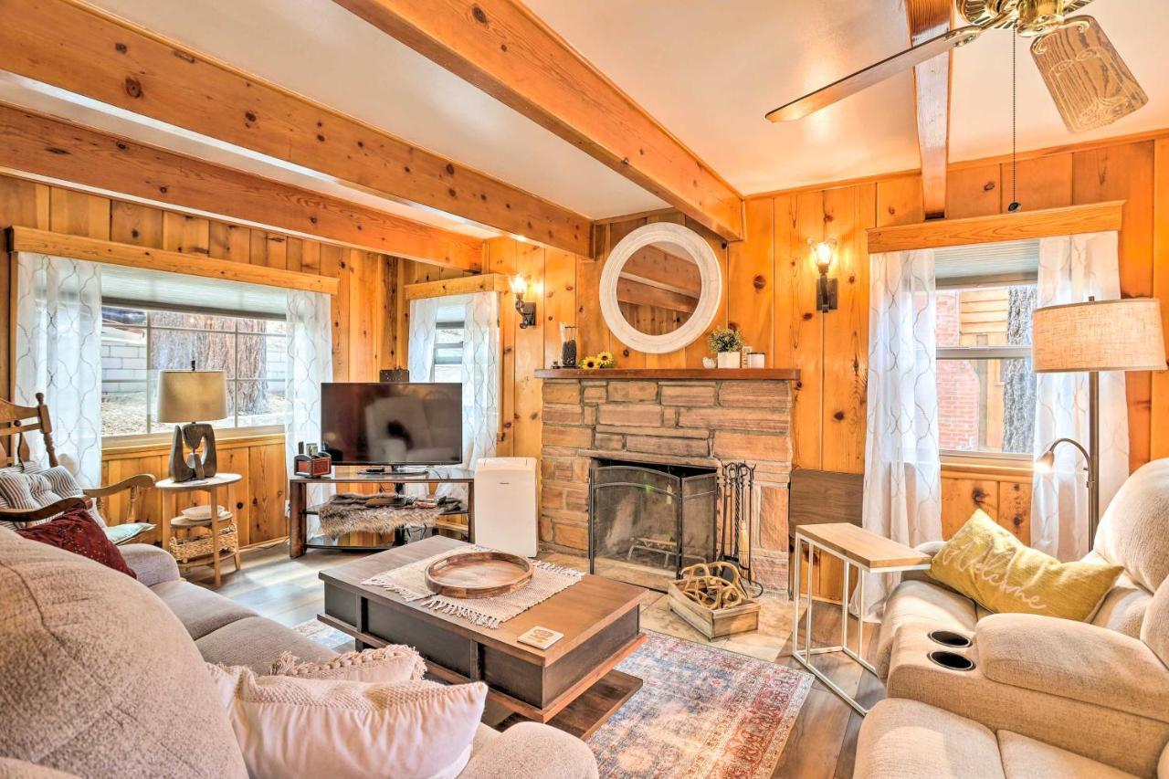 Wrightwood Cabin With Cozy Interior! Kültér fotó