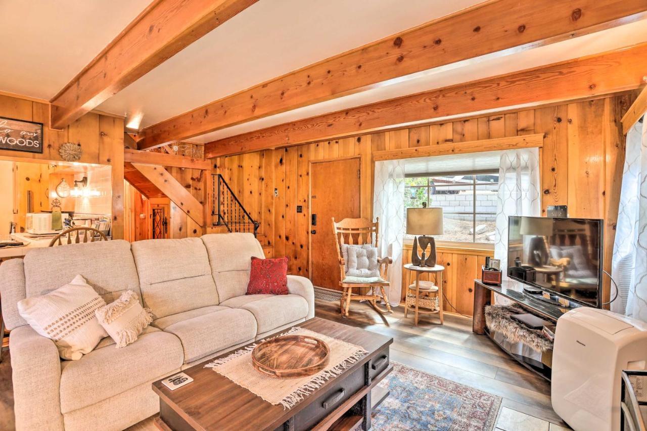 Wrightwood Cabin With Cozy Interior! Kültér fotó